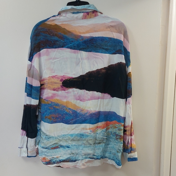 Elegant top - Picture 4 of 7